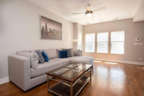 Deluxe Duplex in Roscoe-Wrigley with Free Parking